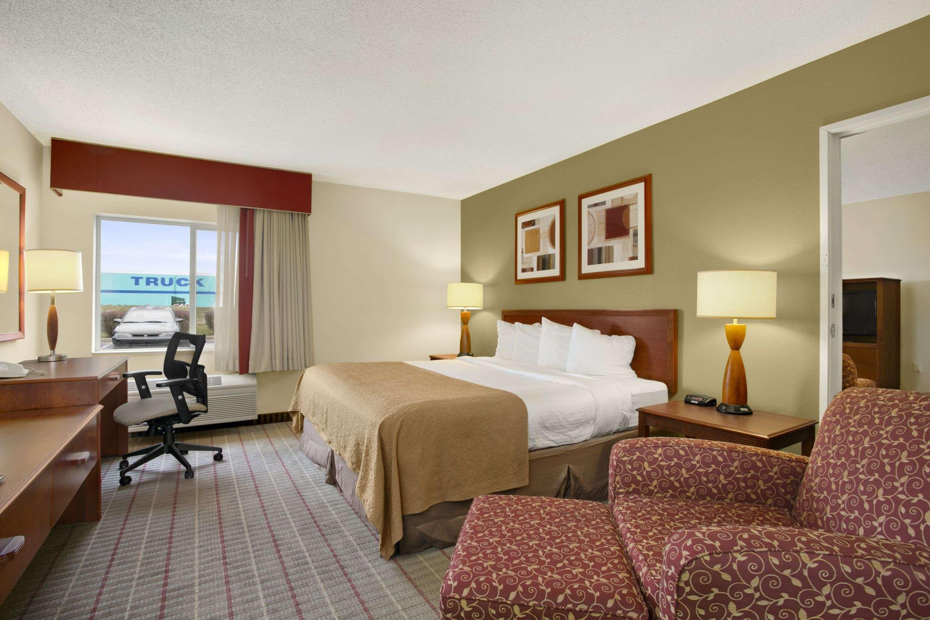 Baymont by Wyndham Evansville North/Haubstadt Warrenton Exteriör bild