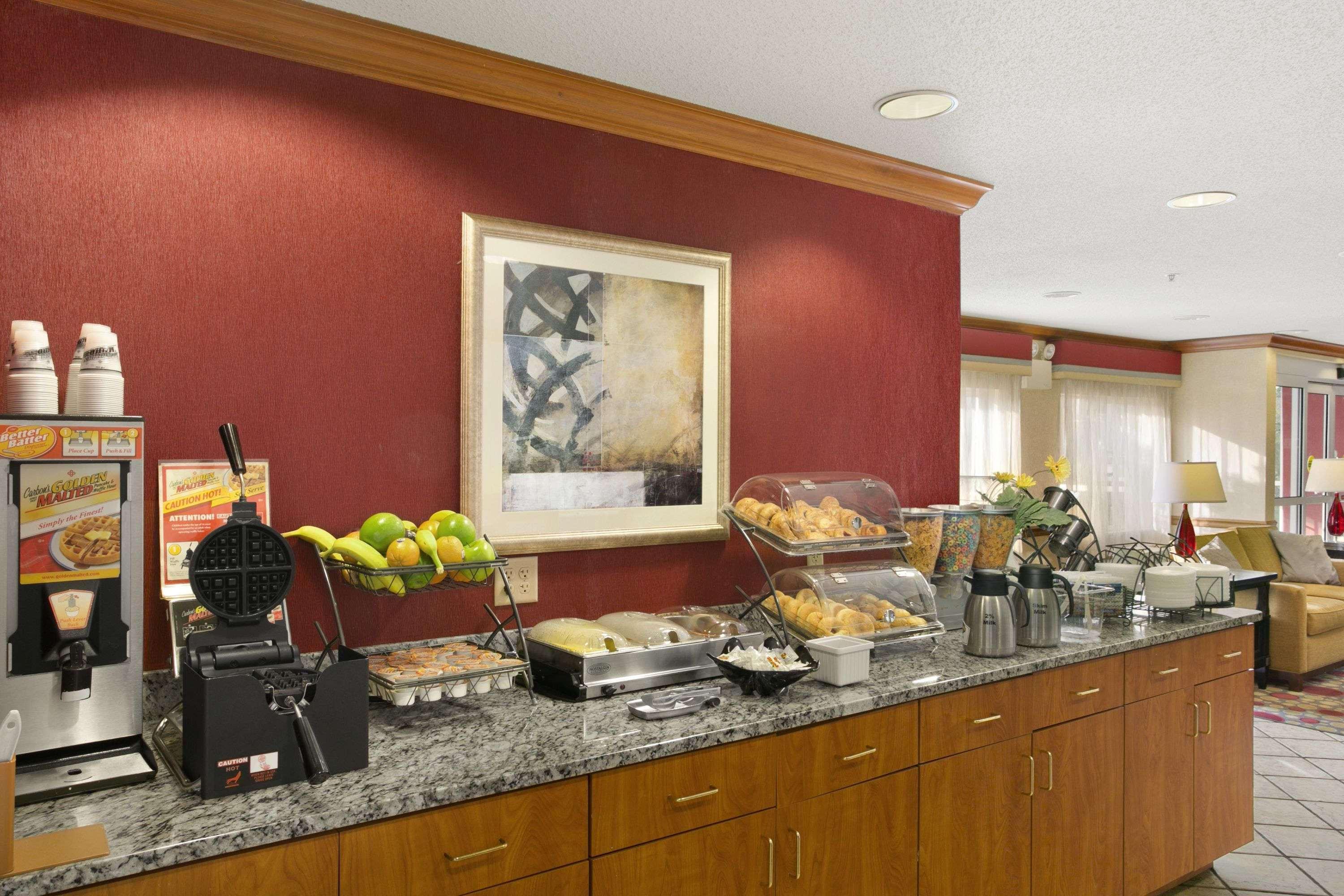 Baymont by Wyndham Evansville North/Haubstadt Warrenton Exteriör bild